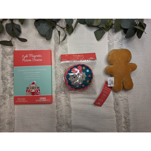 Pusheen Christmas Cat Bundle - Picture 3 of 3